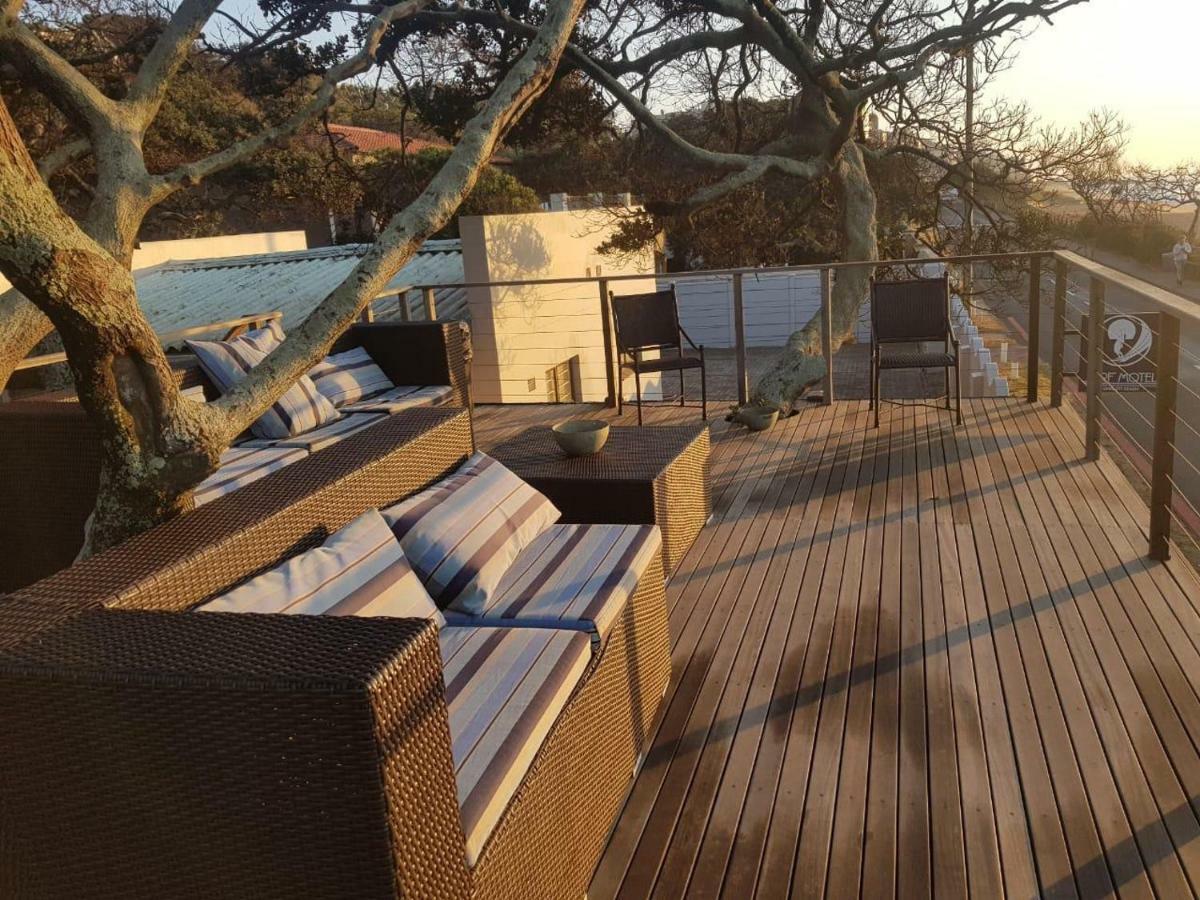 Surf Motel Umdloti Bagian luar foto